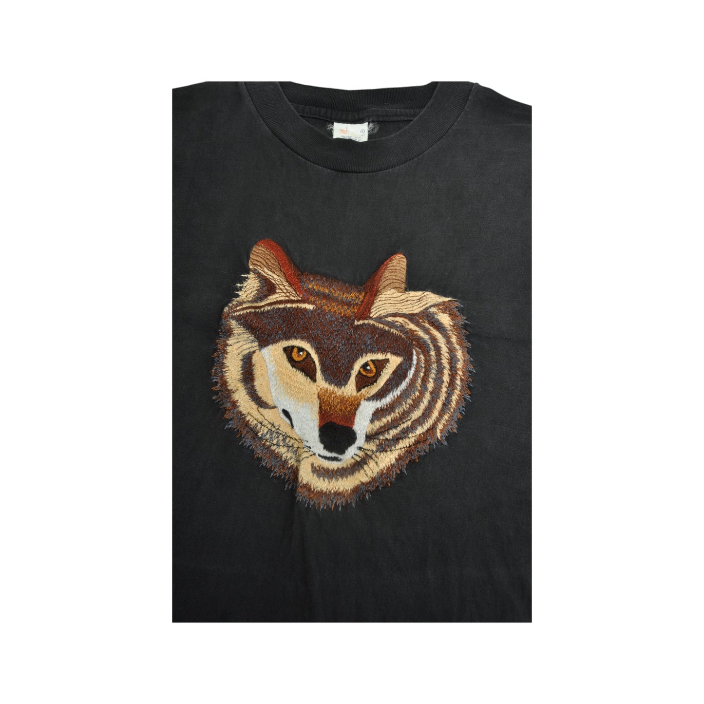 Vintage Embroidered Wolf T-Shirt Black Large